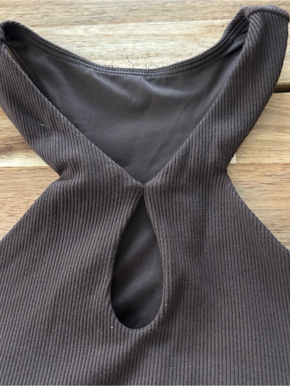 ALO Yoga Ribbed Tank - Picture 2 of 6
